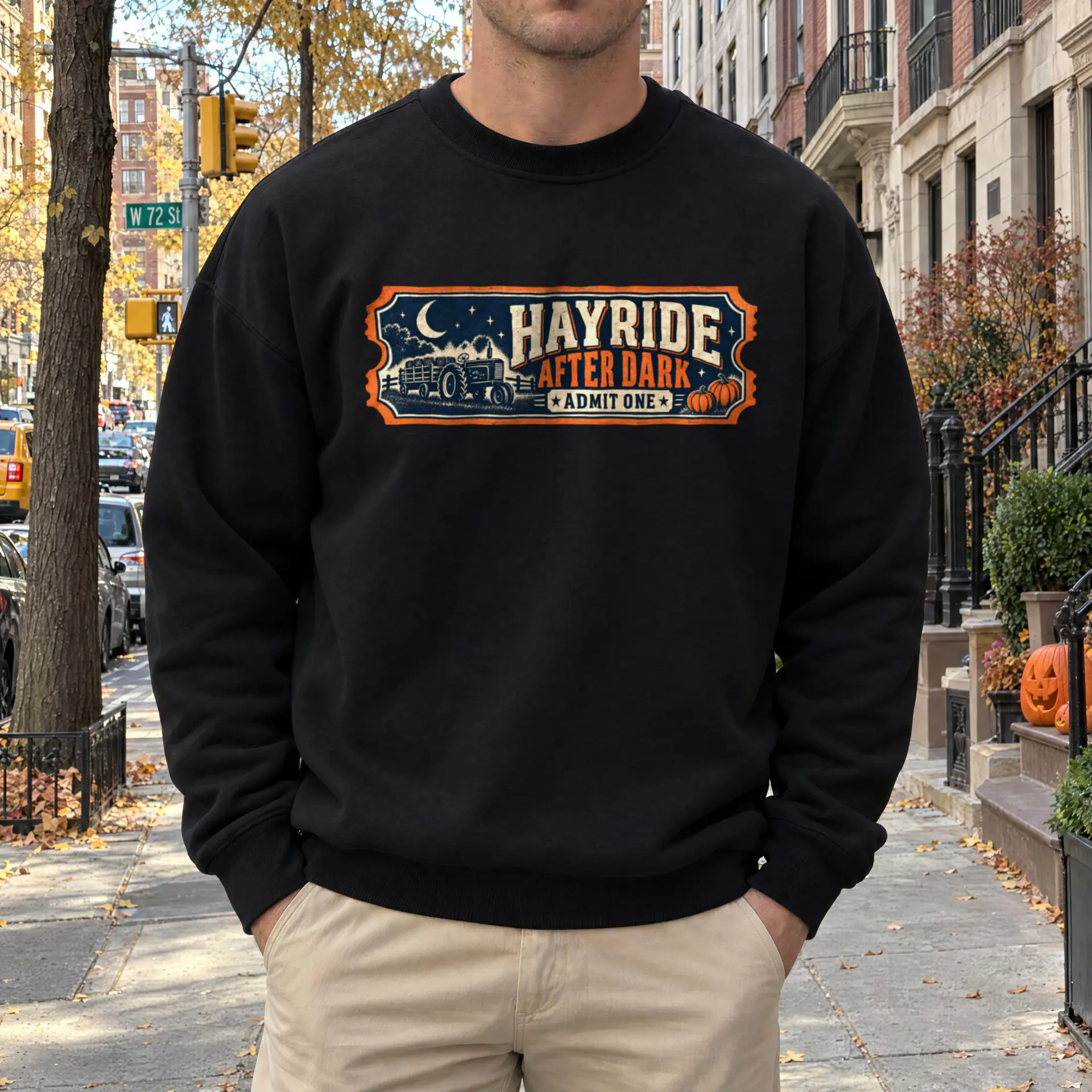 Hayride After Dark Crewneck in black — view 4